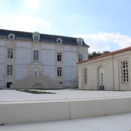 Quai Aux Vivres 25 Apartman